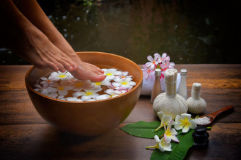 Luxary Hotel Spa card image